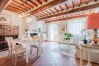 Appartamento a Monte San quirico - Elisa Farmhouse Apartment in Wine Resort Appartamento a Monte San quirico - Elisa Farmhouse Apartment in Wine Resort