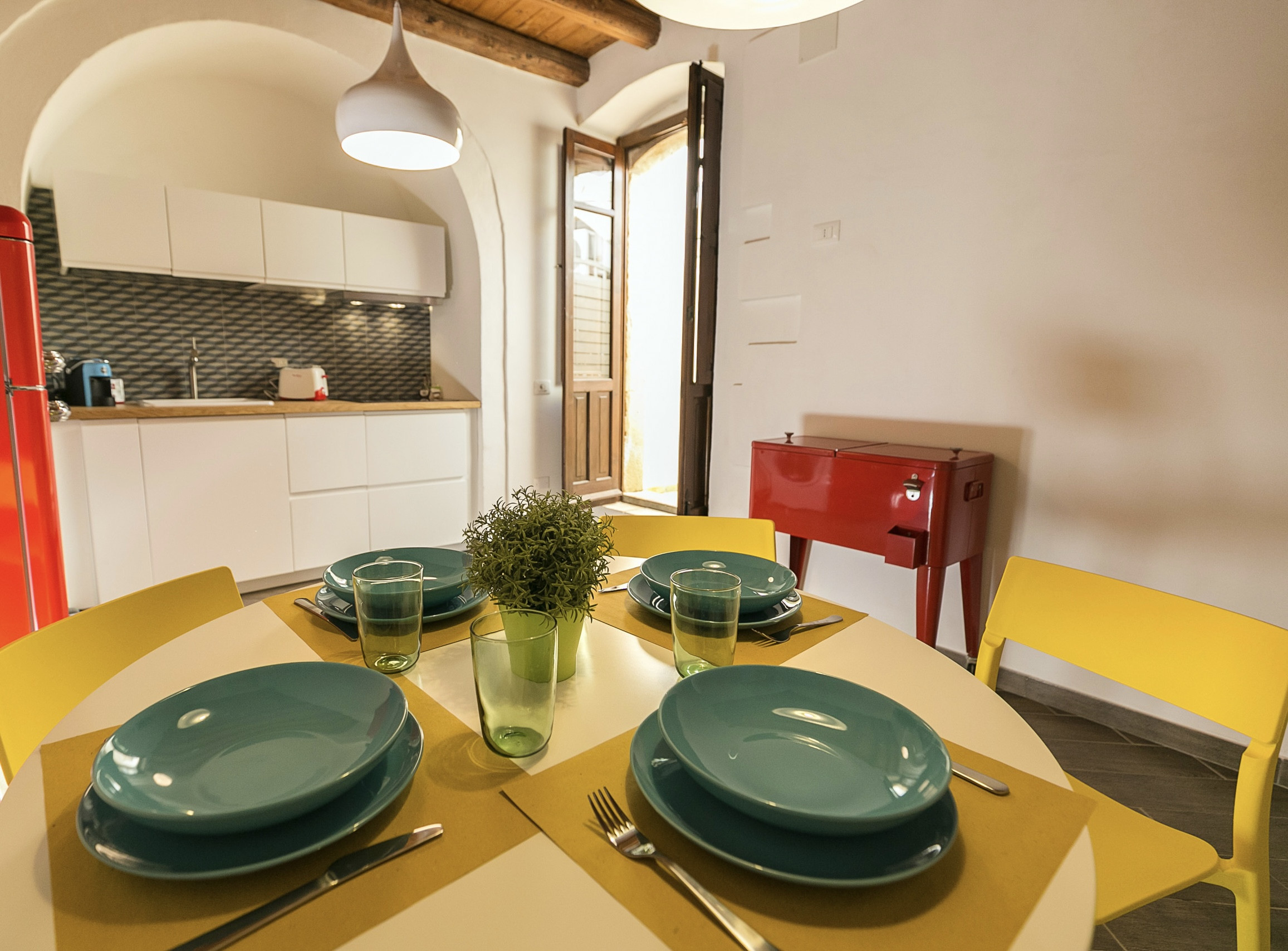  a Siracusa - Studio Alagona Ortigia , three minutes walk from the sea