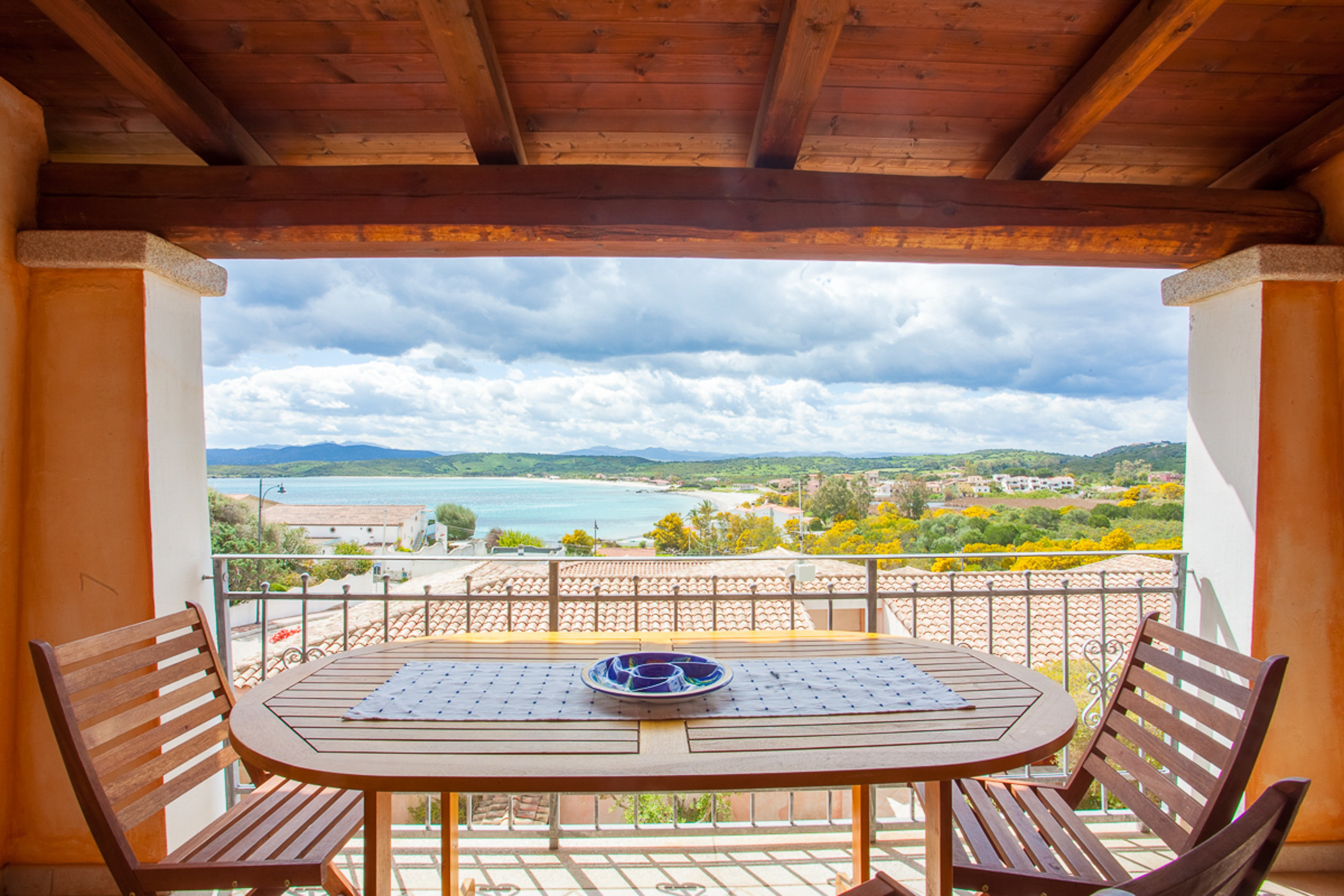  a Olbia - Maestrale Flat - vista panoramica Lo Squalo Beach