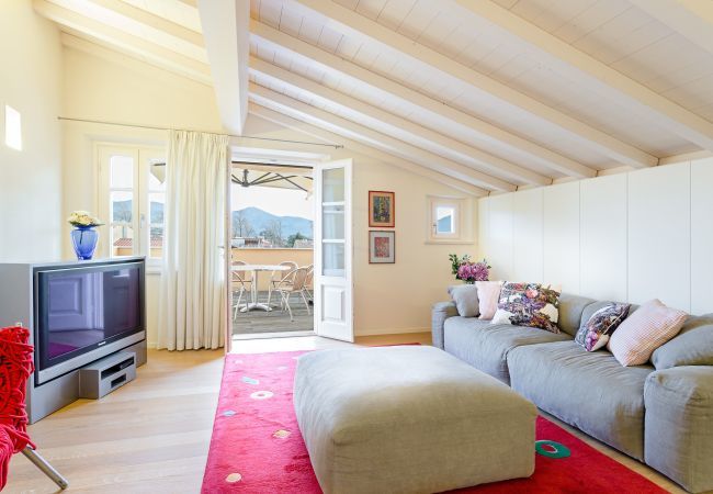 Appartamento a Lucca - Breathtaking Views of Lucca from a Spacious Furnished Terrace inside the Walls