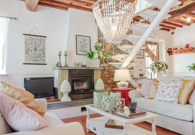 Villa a Pieve di Compito - Villa Coccinelle Villa a Pieve di Compito - Villa Coccinelle