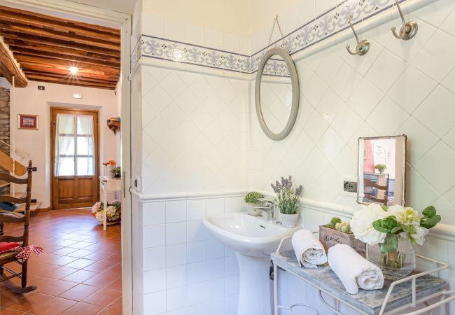 Villa a Pieve di Compito - Villa Coccinelle Villa a Pieve di Compito - Villa Coccinelle