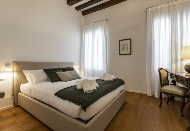 Appartamento a Venezia - Ca' Delle Acque Deluxe Apartment R&R Appartamento a Venezia - Ca' Delle Acque Deluxe Apartment R&R