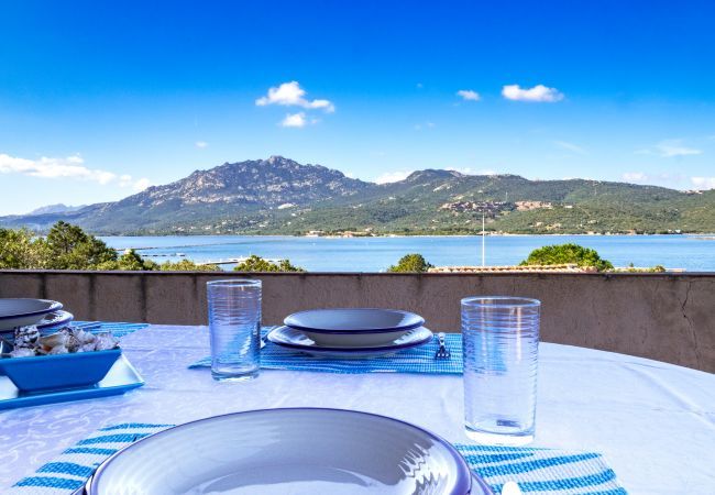 Appartamento a Porto Rotondo - Caletta 16 - flat con piscina e vista panoramica