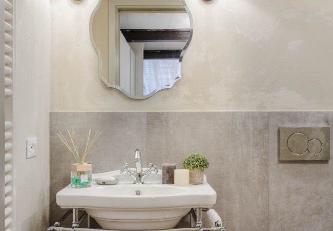 Appartamento a Lucca - Paolo Guinigi Apartment Suite Appartamento a Lucca - Paolo Guinigi Apartment Suite