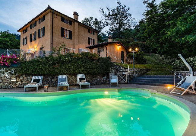 Villa a Camaiore - CASOLARE DEI COLLI Panoramic Private Pool, Lavish Interiors and a Gourmet Kitchen