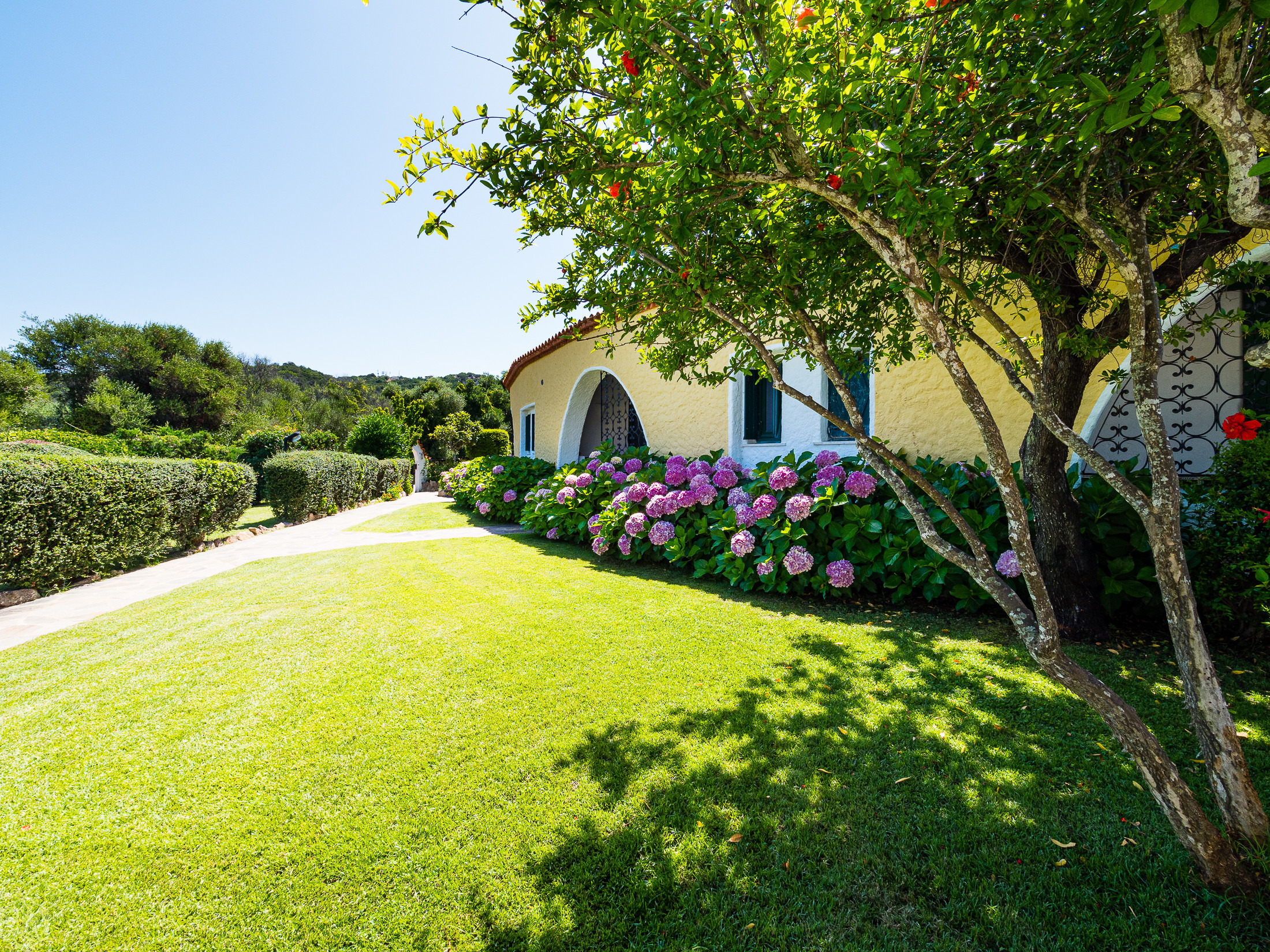  a Baia Sardinia - Rotonda Cottage 33 - flat moderno con piscina a Baja Sardinia