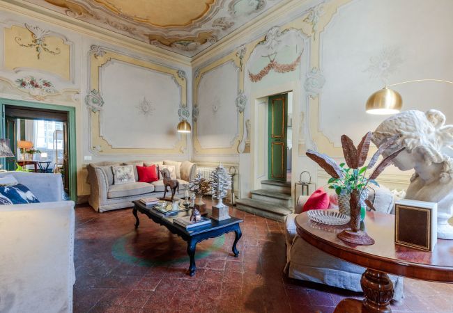 Appartamento a Lucca - CASA PENELOPE, Luxury Apartment with Space for Groups. 8 Bedrooms and 7 Bathrooms