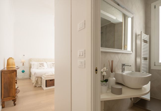 Appartamento a Venezia - Venetian Palace Blue Apartment R&R