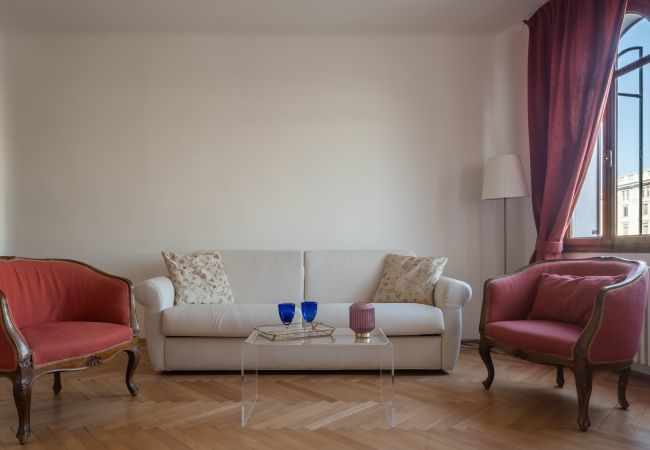 Appartamento a Venezia - Venetian Palace Red Apartment R&R