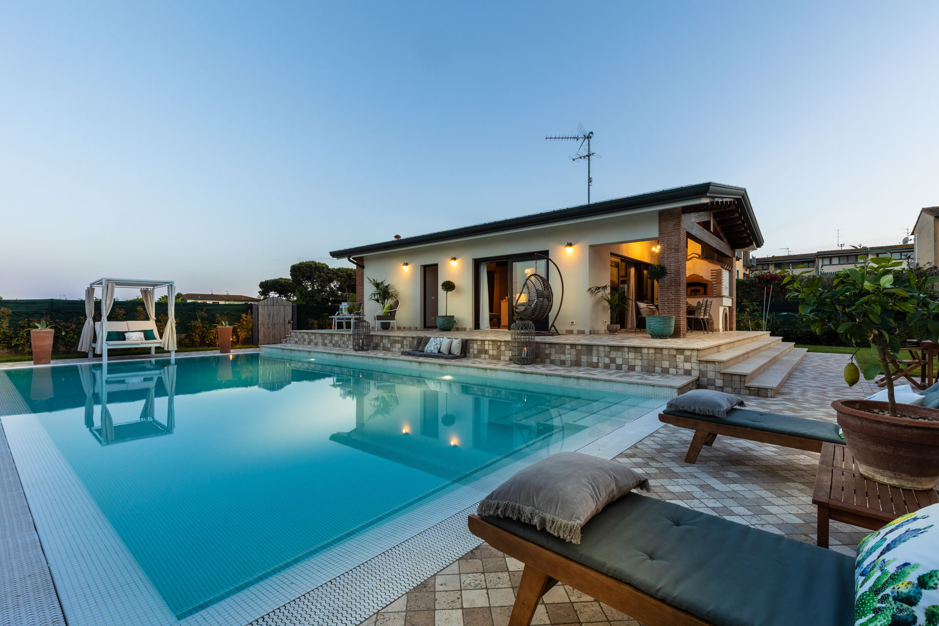 Villa a Viareggio - The Luxury Beach Villa with shared Swimming Pool, between Viareggio and Torre del Lago Puccini