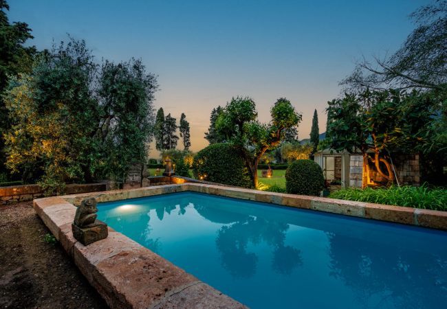 Villa a Cetona - Rocca di Cetona, a Luxury Castle with Pool in Tuscany