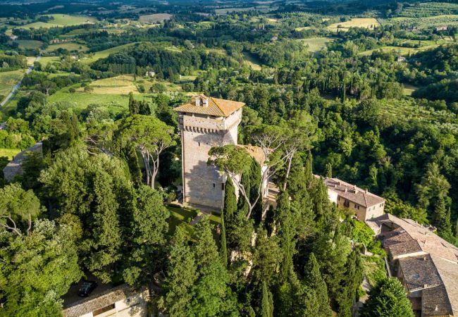 Villa a Cetona - Rocca di Cetona, a Luxury Castle with Pool in Tuscany