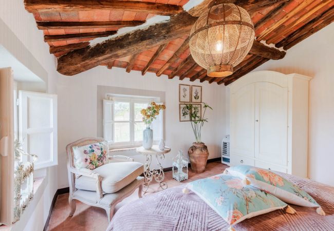 Villa a Pieve di Compito - Villa Aperitivo In Pieve di Compito Villa a Pieve di Compito - Villa Aperitivo In Pieve di Compito