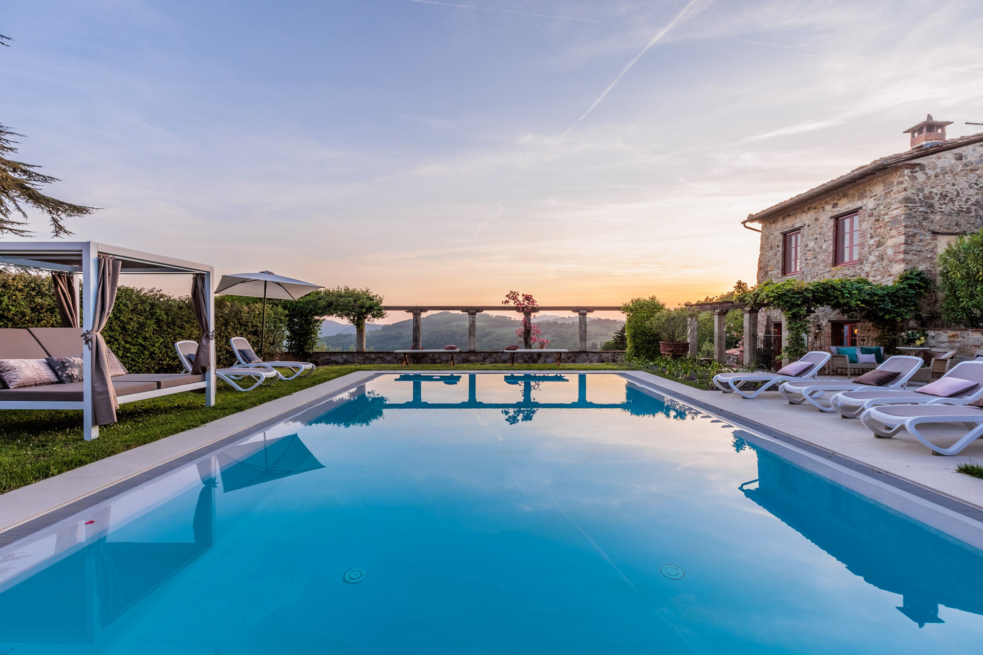 Villa a Lucca - VILLA BORBONE in Pieve Santo Stefano, a Luxury Renaissance Panoramic 9 Bedrooms Retreat Villa with Private Pool 