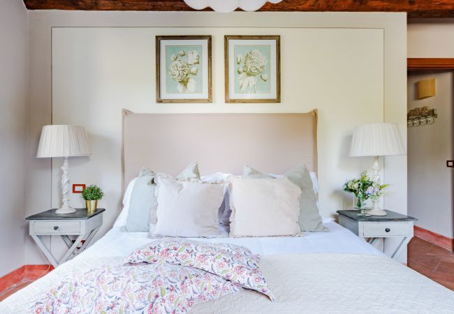 Appartamento a Monte San quirico - Jacopo Farmhouse Apartment in Wine Resort in Lucca Appartamento a Monte San quirico - Jacopo Farmhouse Apartment in Wine Resort in Lucca
