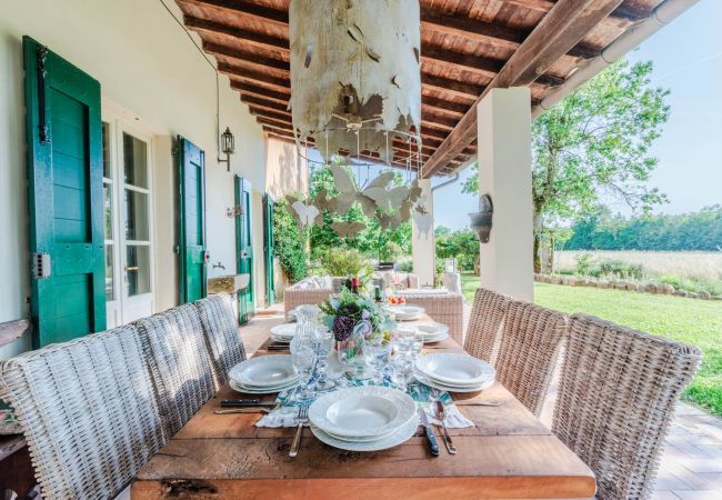 Villa a Orentano - Villa Drago, an authentic Farmhouse with Private Pool in Orentano