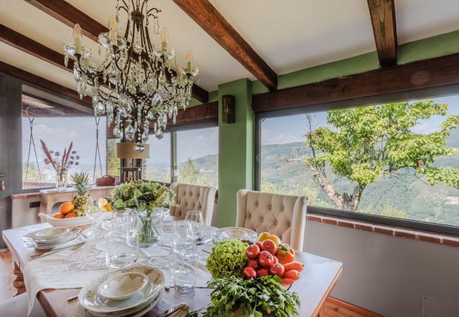 Villa a Pescia - Sospirata Farmhouse, luxury 2 bedrooms villa with Amazing Views on the Rolling Hills of Pescia