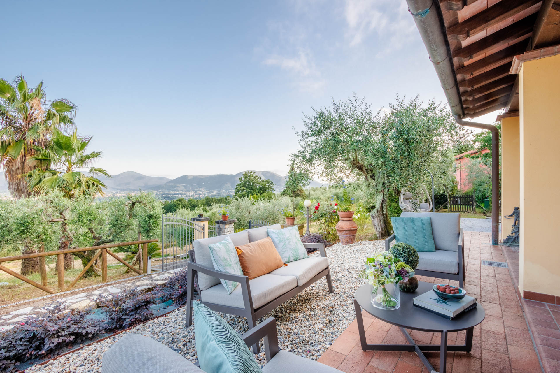 Villa a Lucca - Villa Gabry Farmhouse with Incredible View on the Hills close to Lucca Town Centre