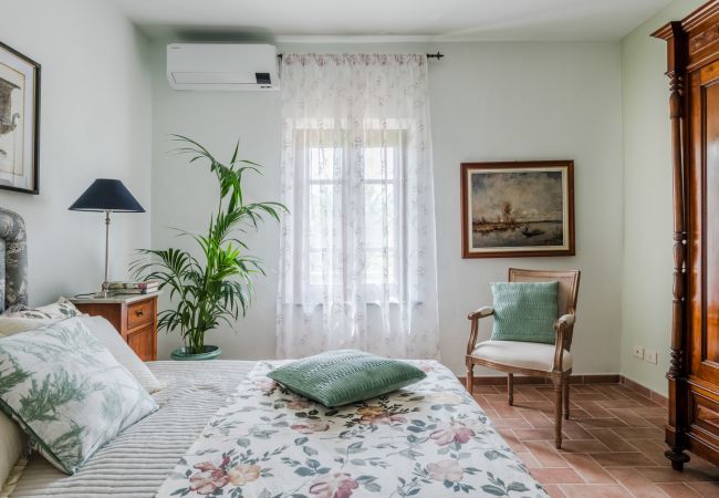 Villa a Orentano - Villa del Nonno Villa a Orentano - Villa del Nonno