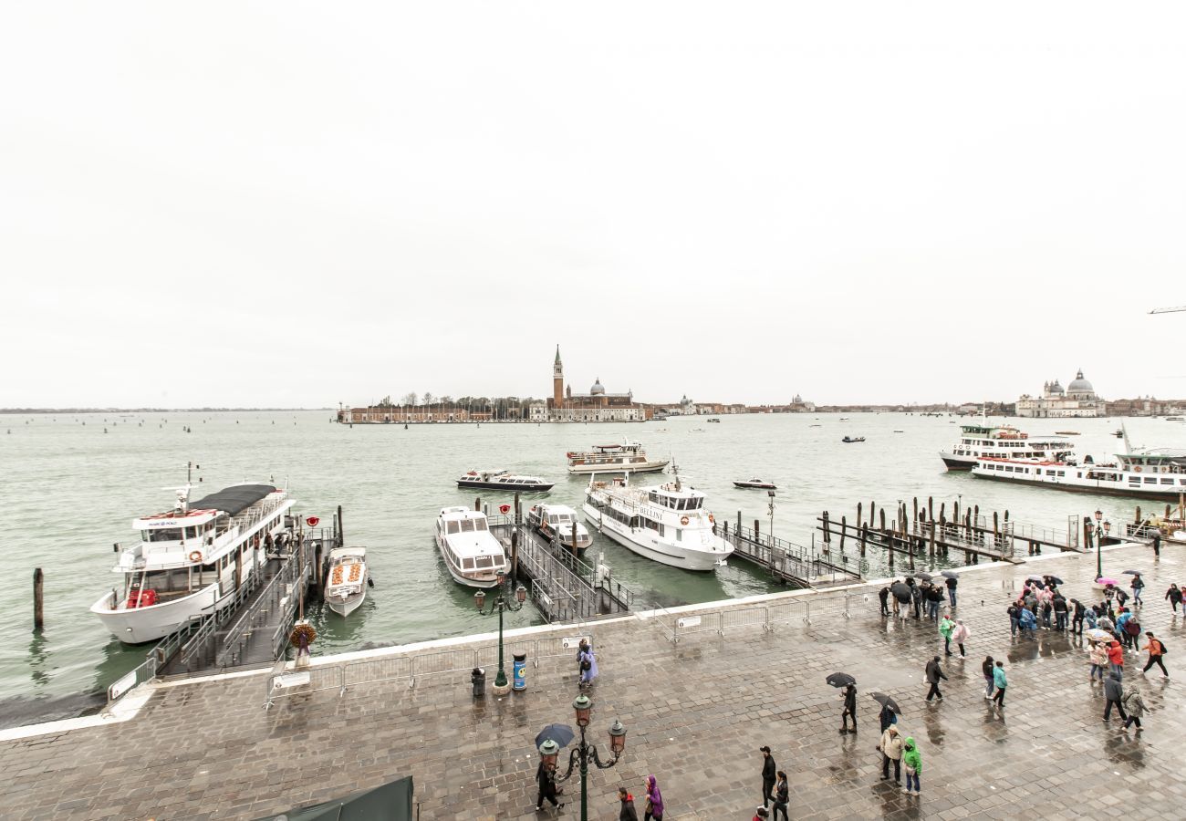 Appartamento a Venezia - Arsenale Design Apartment R&R