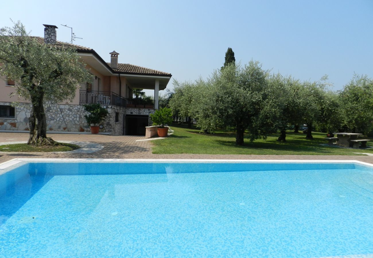 Casa a Lazise - Regarda - Villa Olivi 9 a Lazise con piscina, wifi e terrazza