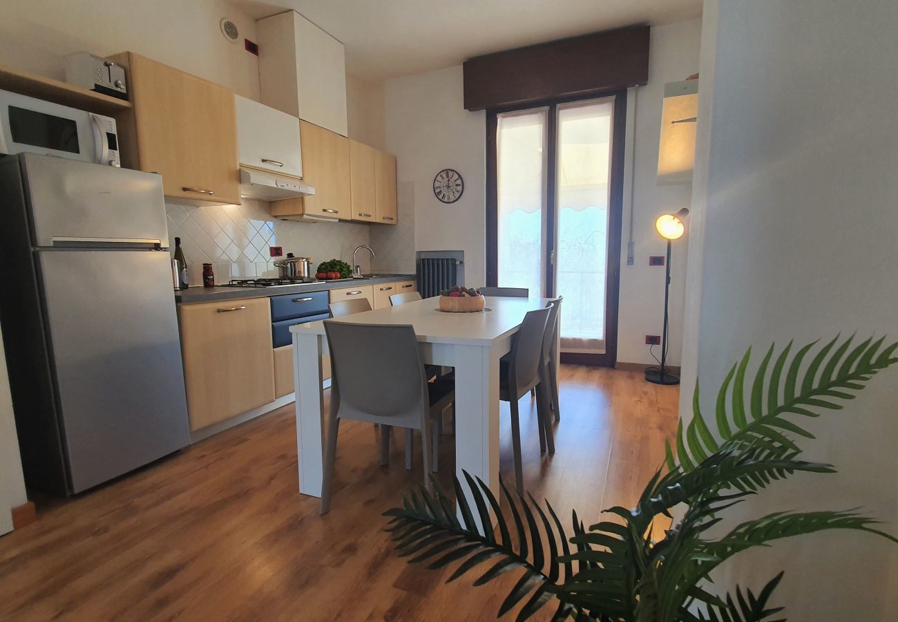 Casa a Lazise - Regarda - Villa Olivi 9 a Lazise con piscina, wifi e terrazza