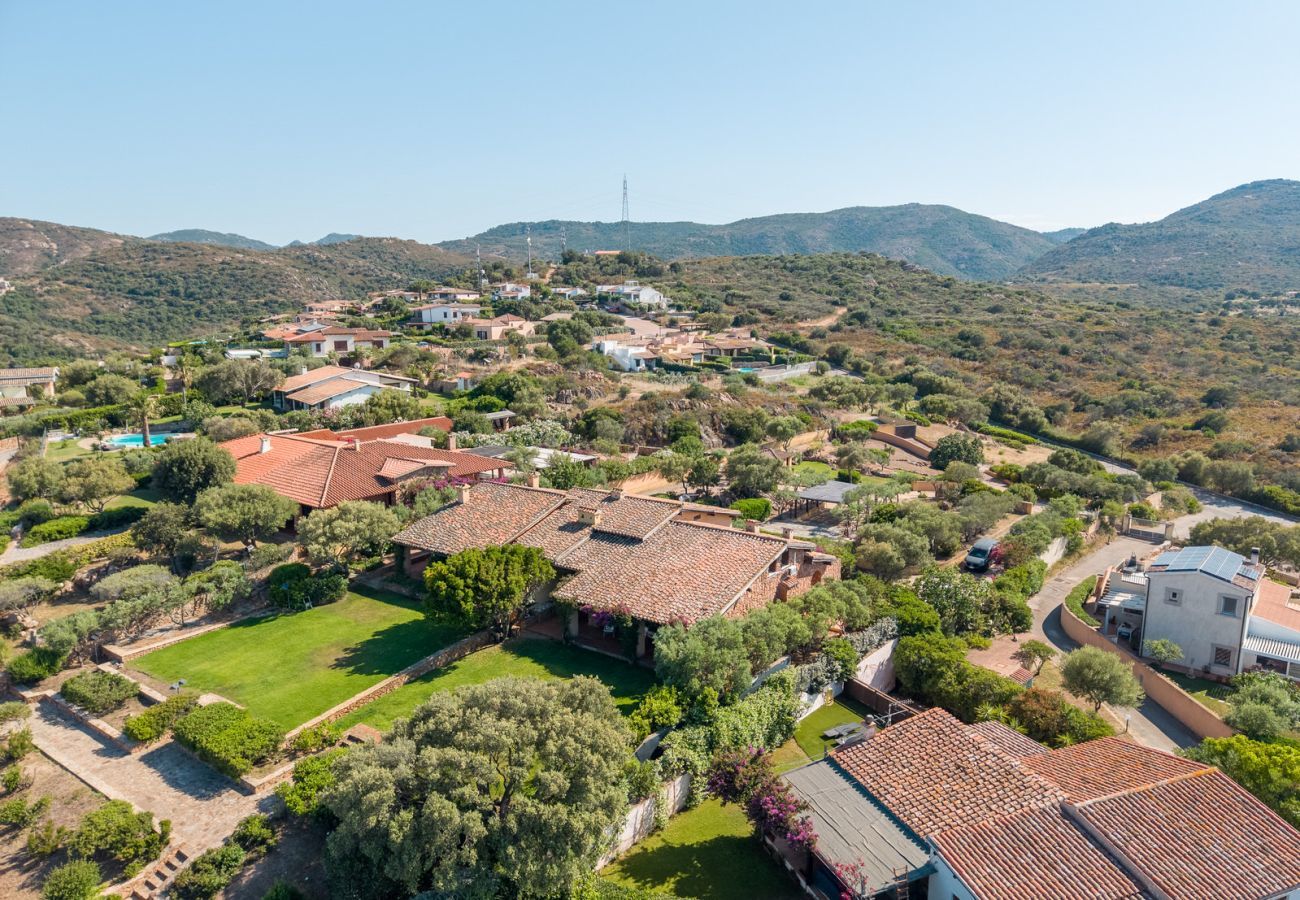 Villa a Porto San Paolo - Villa Alberto