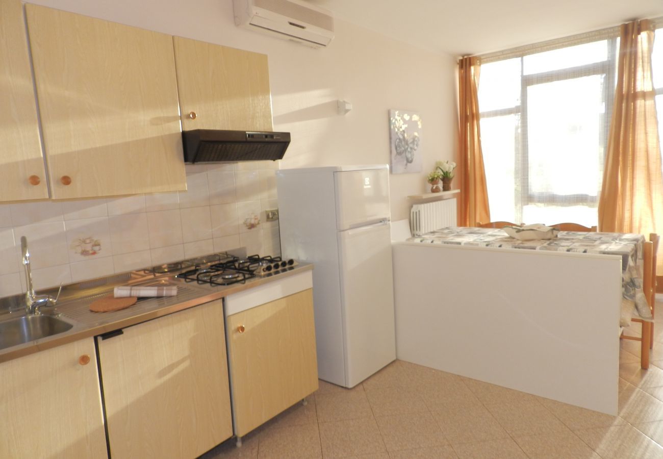 Appartamento a Lazise - Regarda – appartamento Rosa Baccarat 5 con accesso alla spiaggia