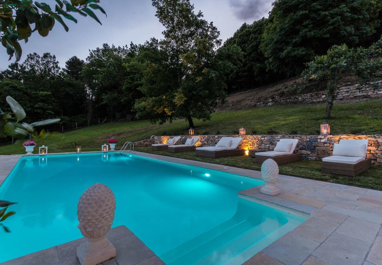 Villa a San Concordio di Moriano -  Agriturismo panoramico appartato con piscina privata, aria condizionata, immerso nella natura!