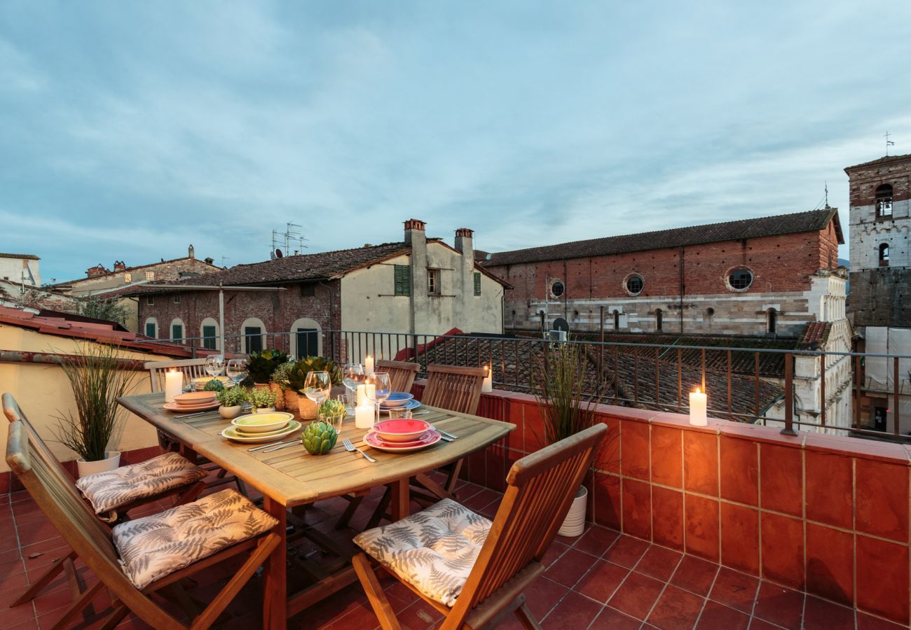 Appartamento a Lucca - Terrazza Santa Croce
