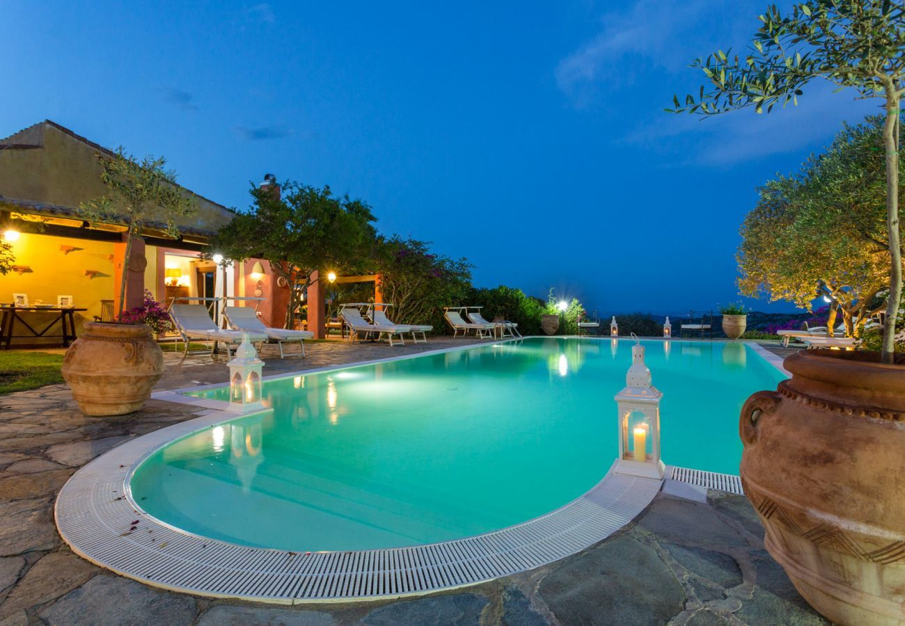 Villa a Santa Teresa Gallura - VILLA FRANCESCA with Private Infinity Pool View over La Maddalena Archipelago