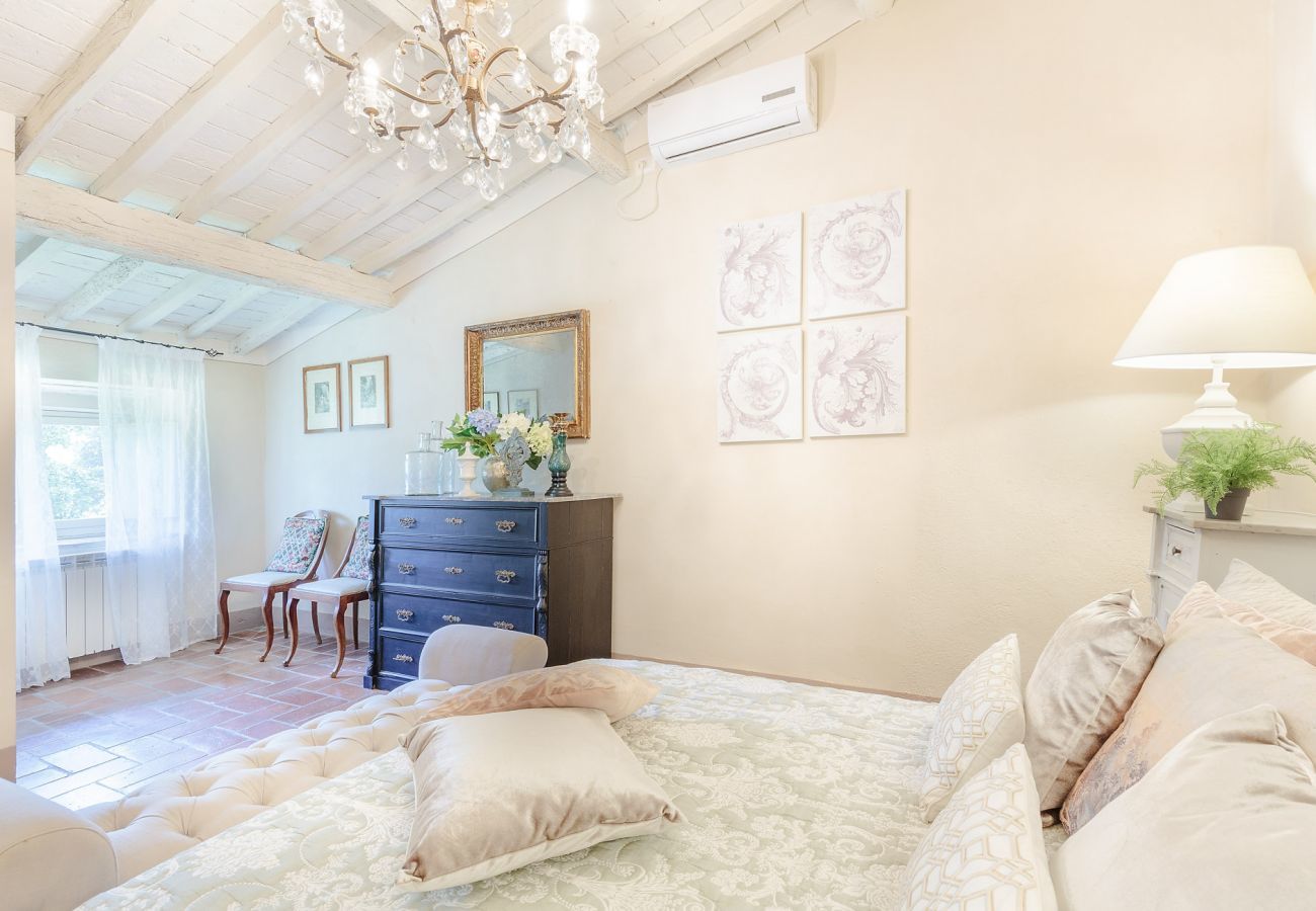 Villa a Gattaiola - Rewind In Style In a Renaissance Villa with Pool among the Vineyards in Lucca Property overview