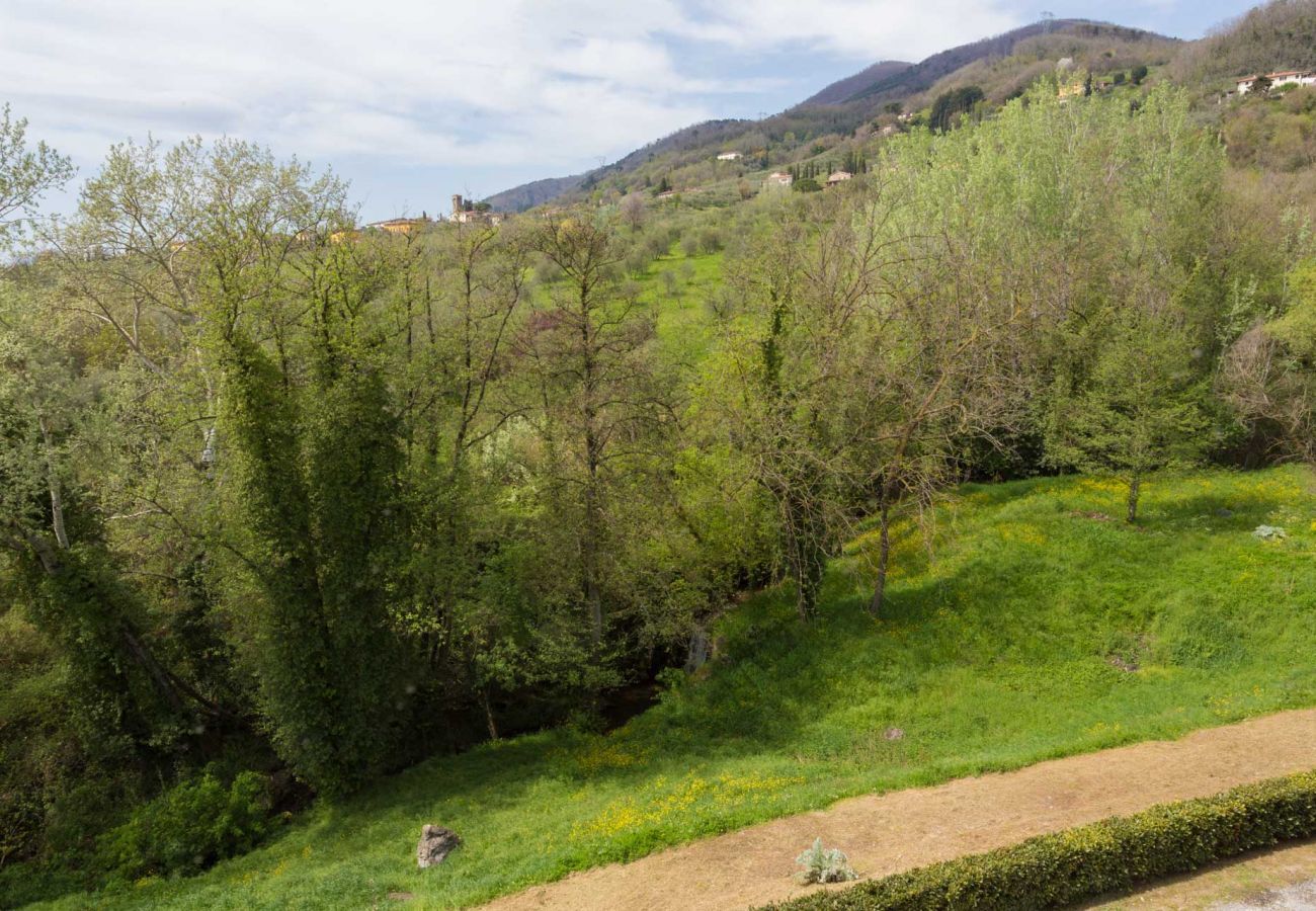 Villa a Capannori - 7 Bedrooms Luxury Farmhouse in LUCCA, Outdoor and Indoor Heated Swimming Pools