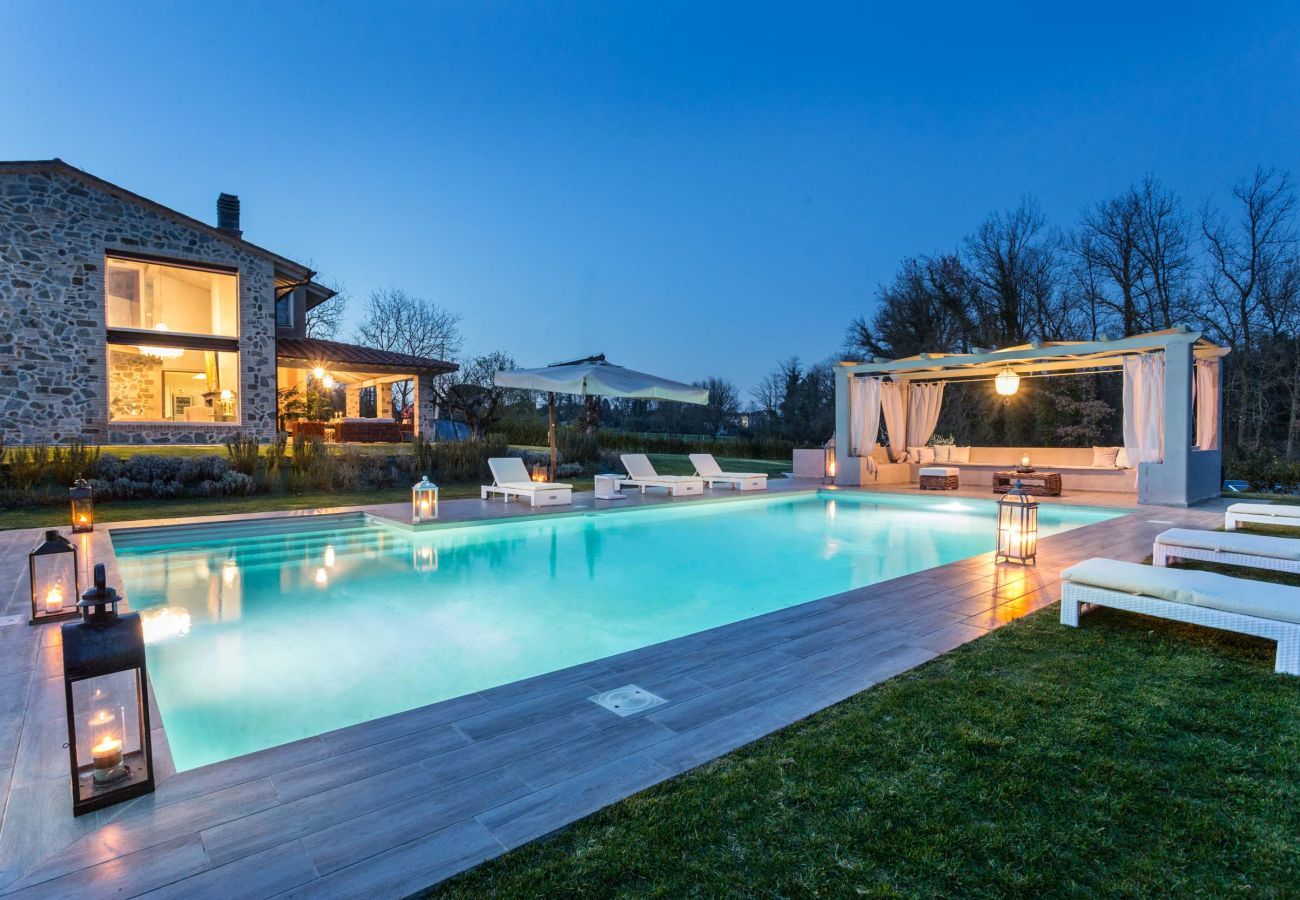 Villa a Orentano - VILLA OTTO Luxury Tuscan Farmhouse with Private Pool close to Lucca Pisa Pistoia