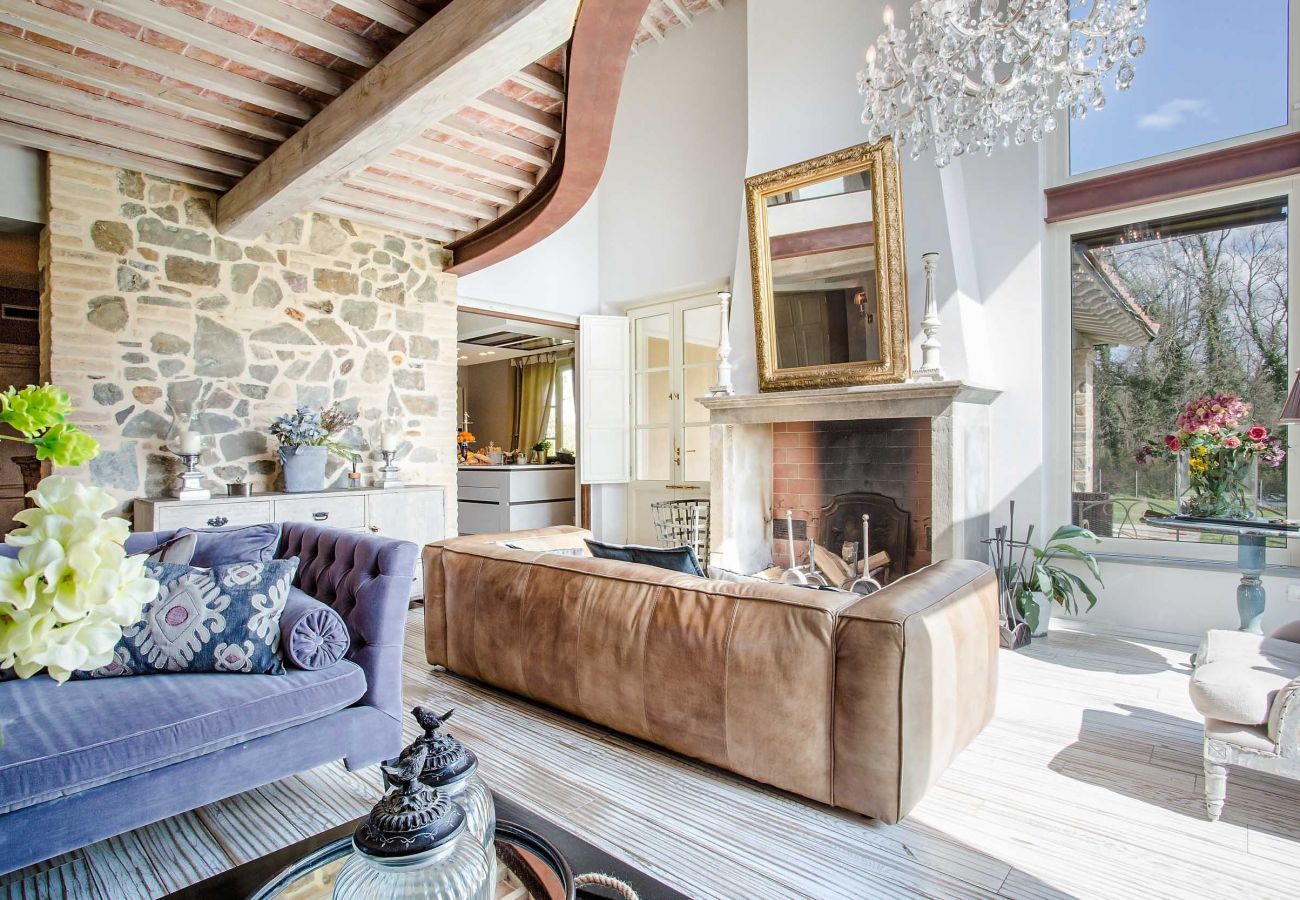 Villa a Orentano - VILLA OTTO Luxury Tuscan Farmhouse with Private Pool close to Lucca Pisa Pistoia