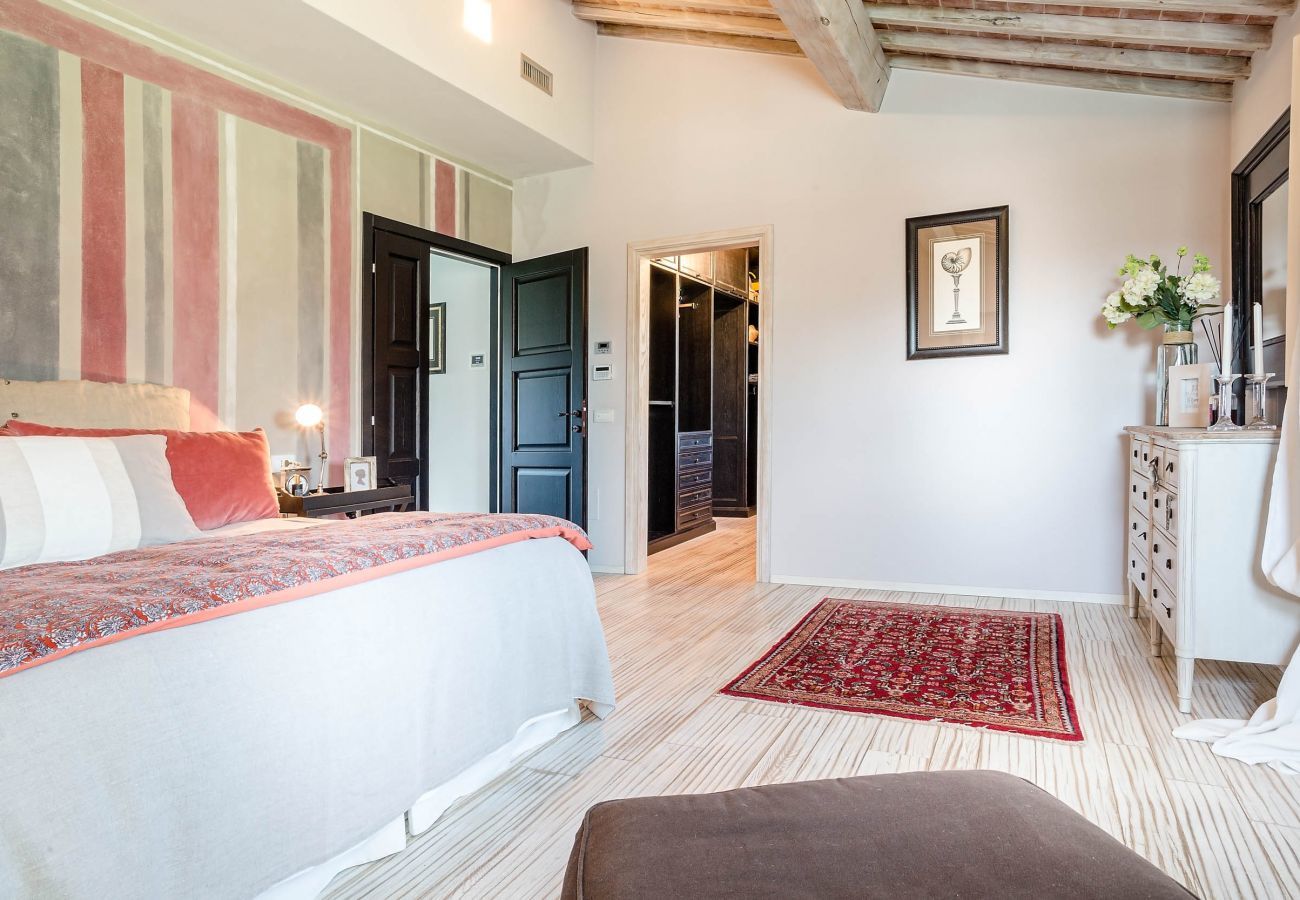 Villa a Orentano - VILLA OTTO Luxury Tuscan Farmhouse with Private Pool close to Lucca Pisa Pistoia