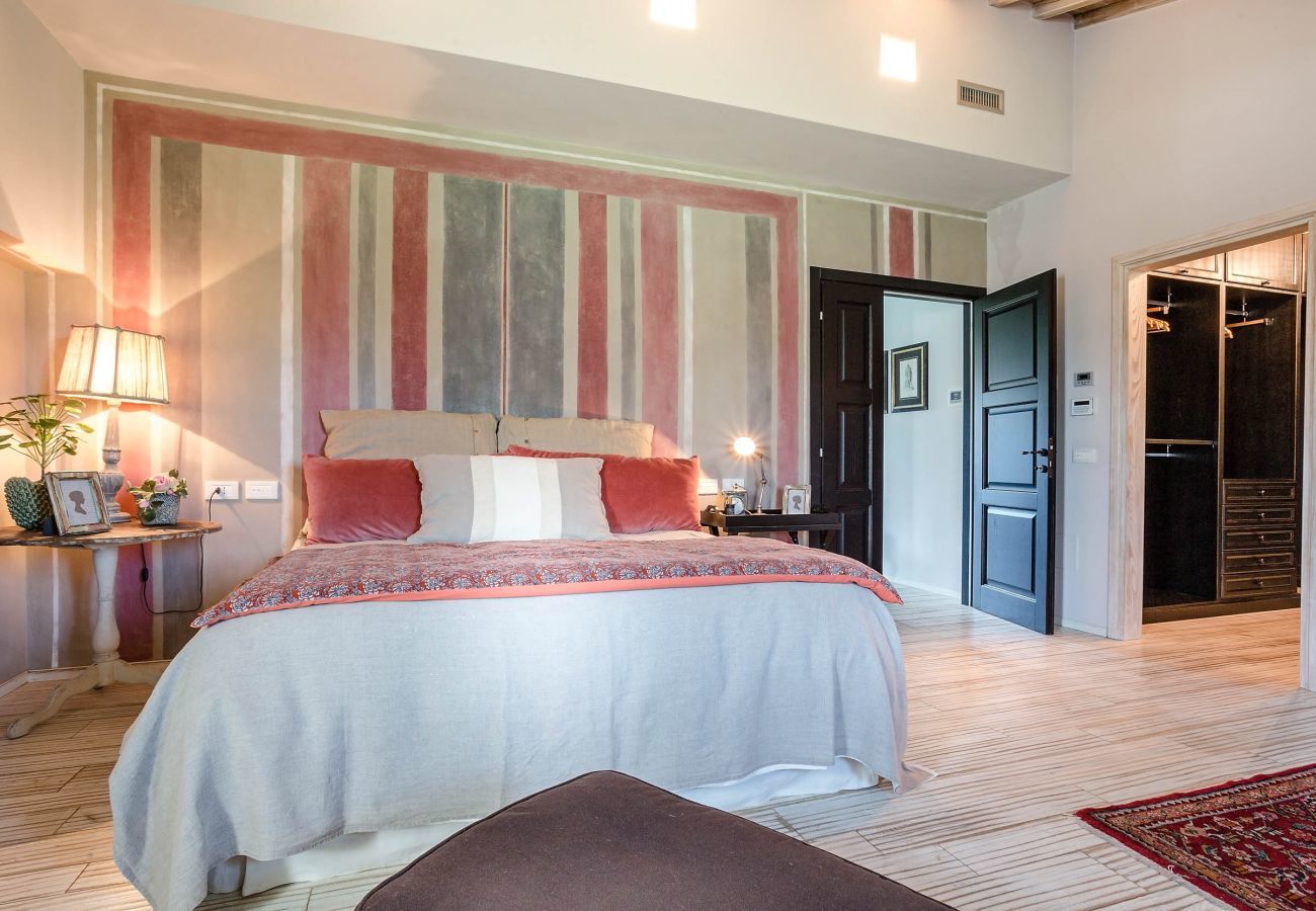 Villa a Orentano - Villa Otto