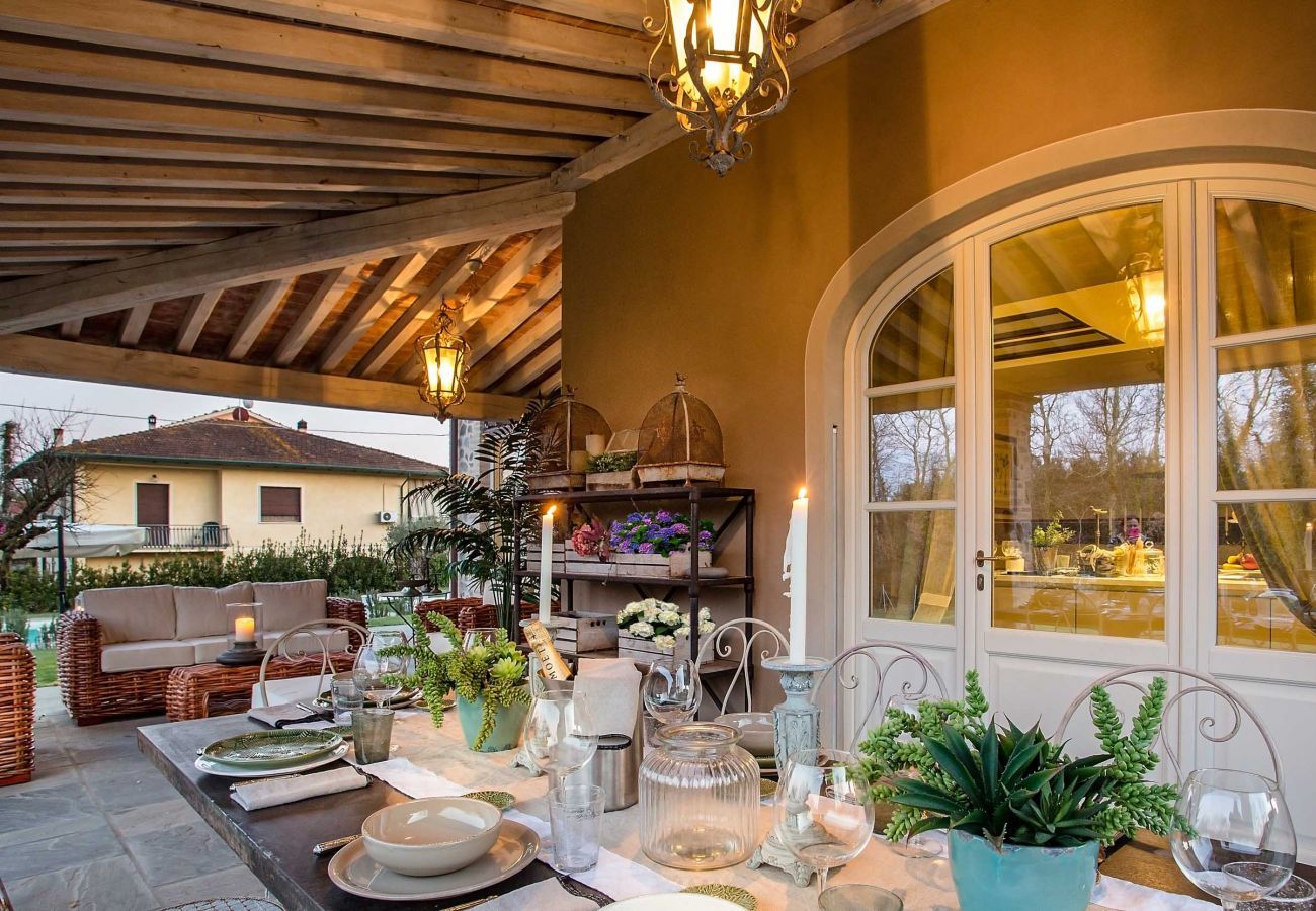 Villa a Orentano - VILLA OTTO Luxury Tuscan Farmhouse with Private Pool close to Lucca Pisa Pistoia