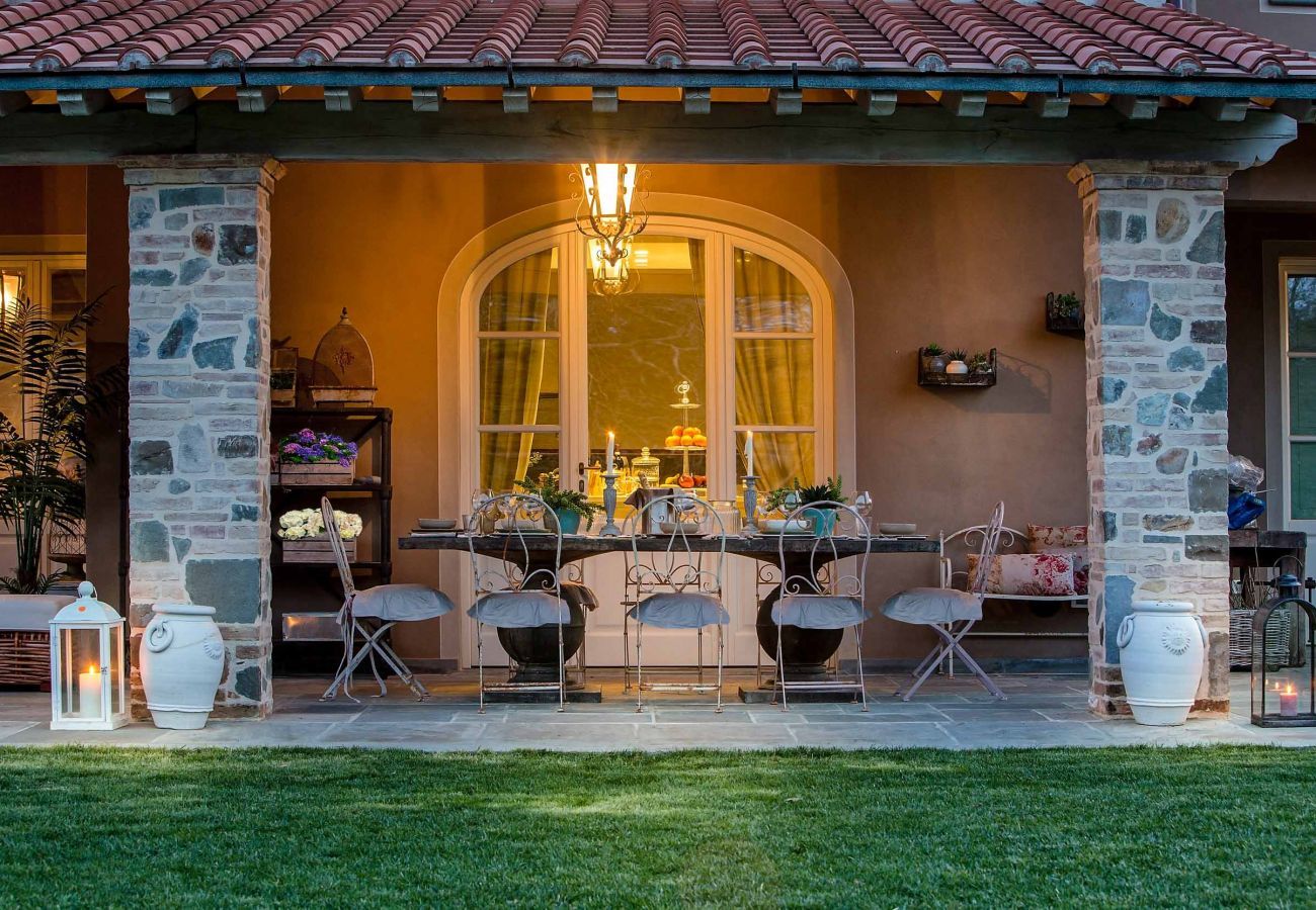 Villa a Orentano - VILLA OTTO Luxury Tuscan Farmhouse with Private Pool close to Lucca Pisa Pistoia