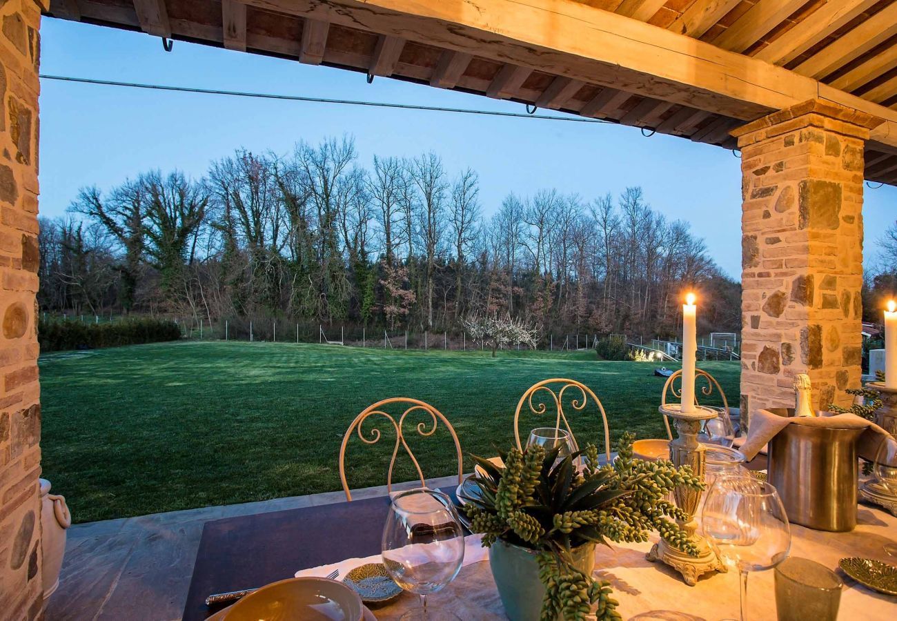 Villa a Orentano - VILLA OTTO Luxury Tuscan Farmhouse with Private Pool close to Lucca Pisa Pistoia