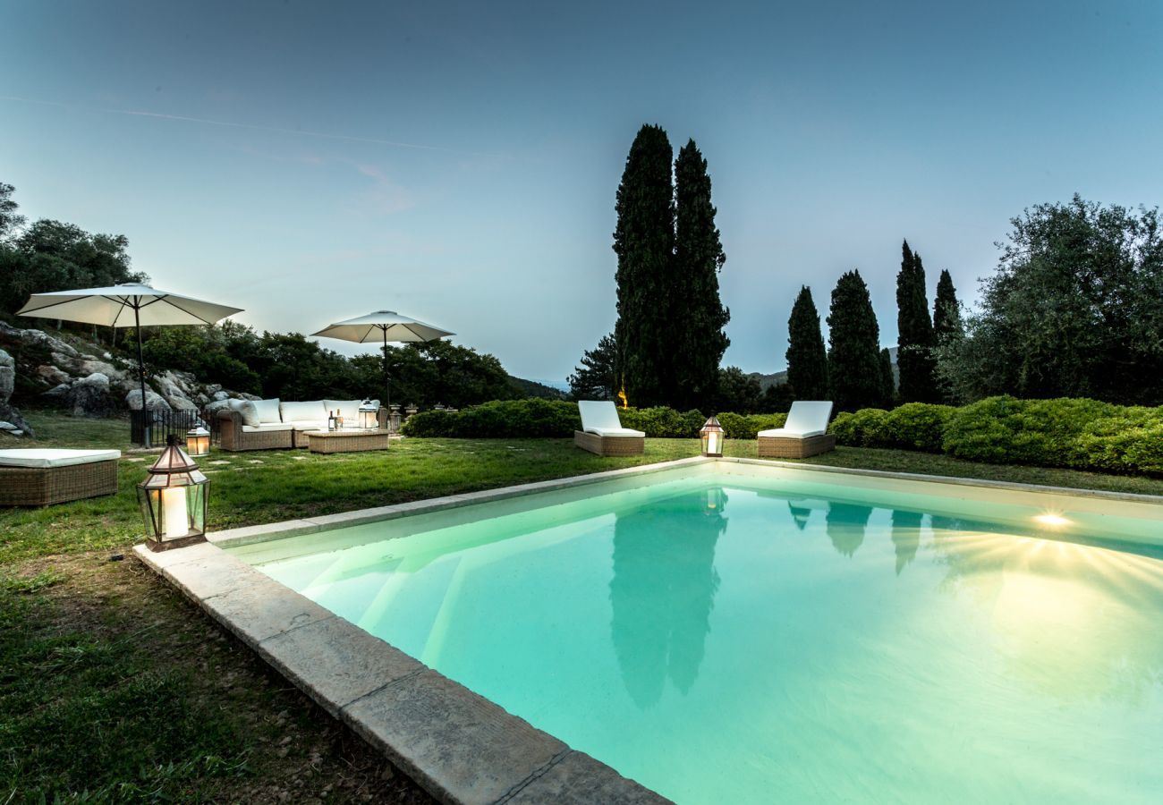 Villa a Lucca - An Exquisite Expression of Luxury: a 1600s Hunting Lodge