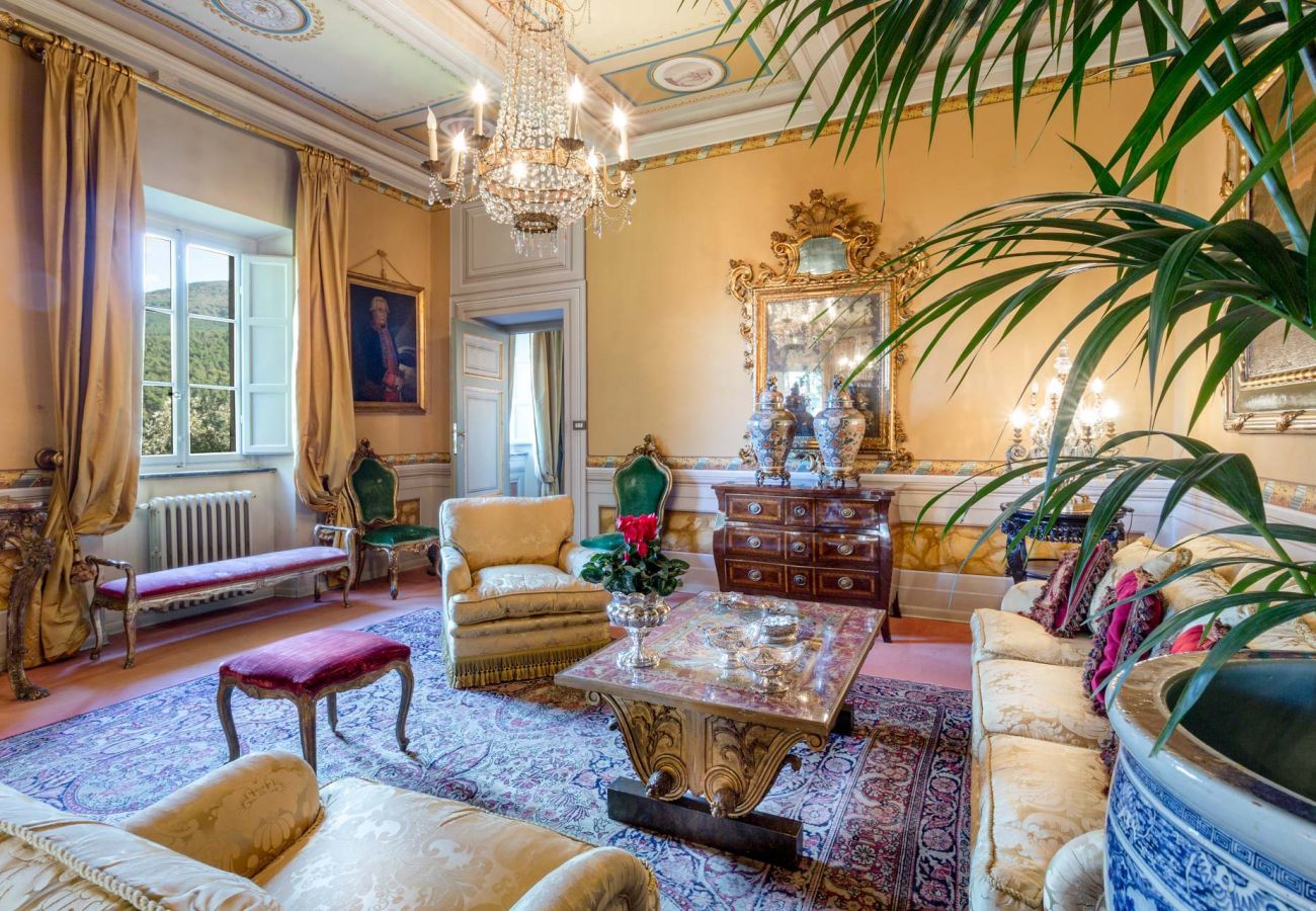 Villa a Lucca - An Exquisite Expression of Luxury: a 1600s Hunting Lodge