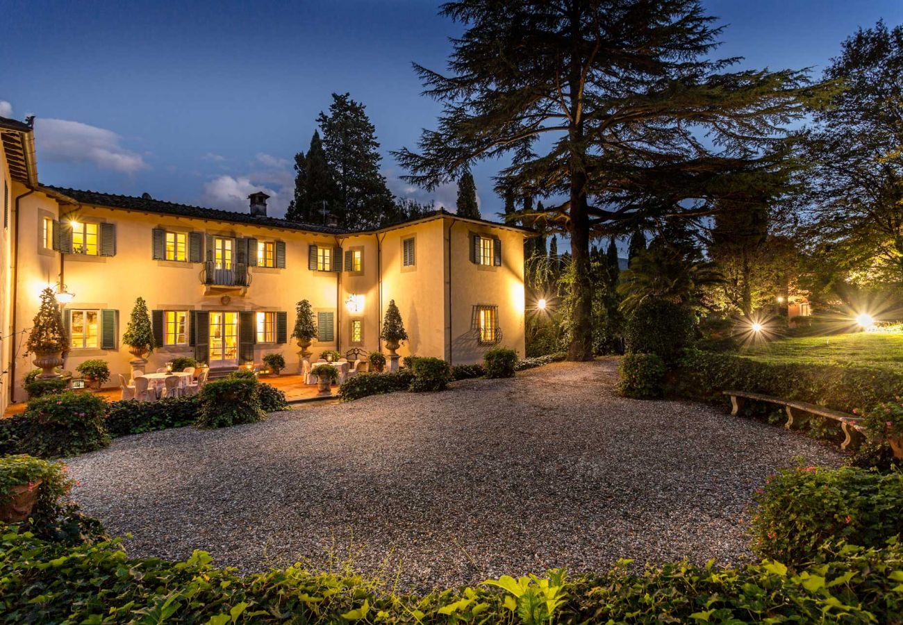 Villa a Lucca - An Exquisite Expression of Luxury: a 1600s Hunting Lodge