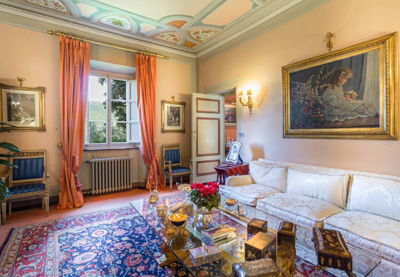 Villa a Lucca - An Exquisite Expression of Luxury: a 1600s Hunting Lodge