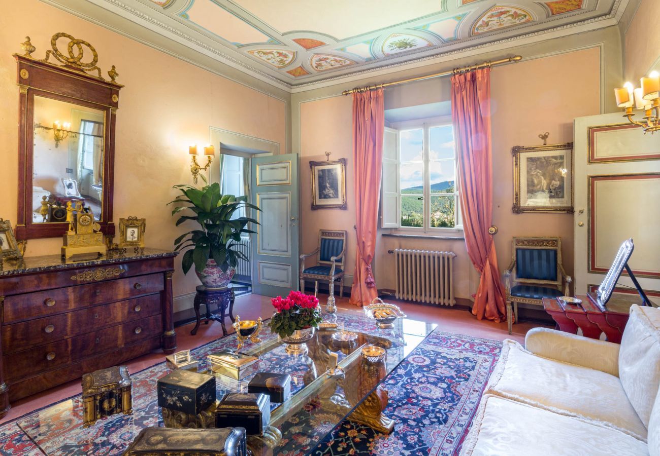 Villa a Lucca - An Exquisite Expression of Luxury: a 1600s Hunting Lodge