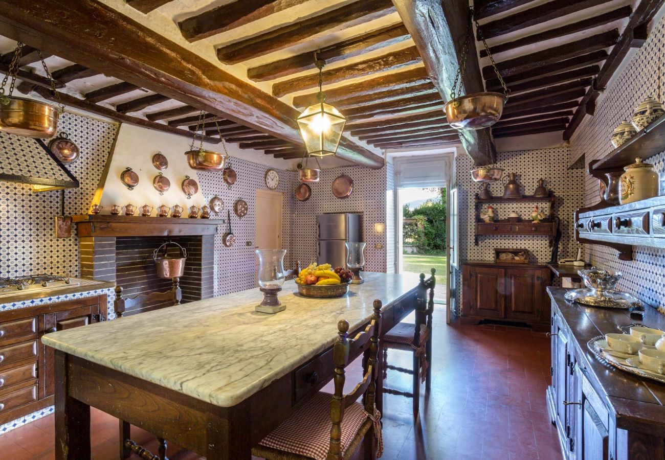 Villa a Lucca - An Exquisite Expression of Luxury: a 1600s Hunting Lodge