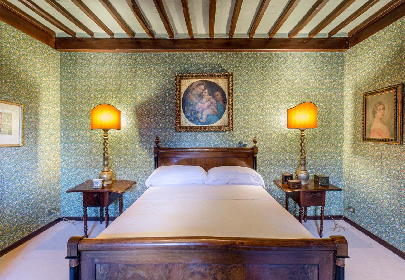 Villa a Lucca - An Exquisite Expression of Luxury: a 1600s Hunting Lodge