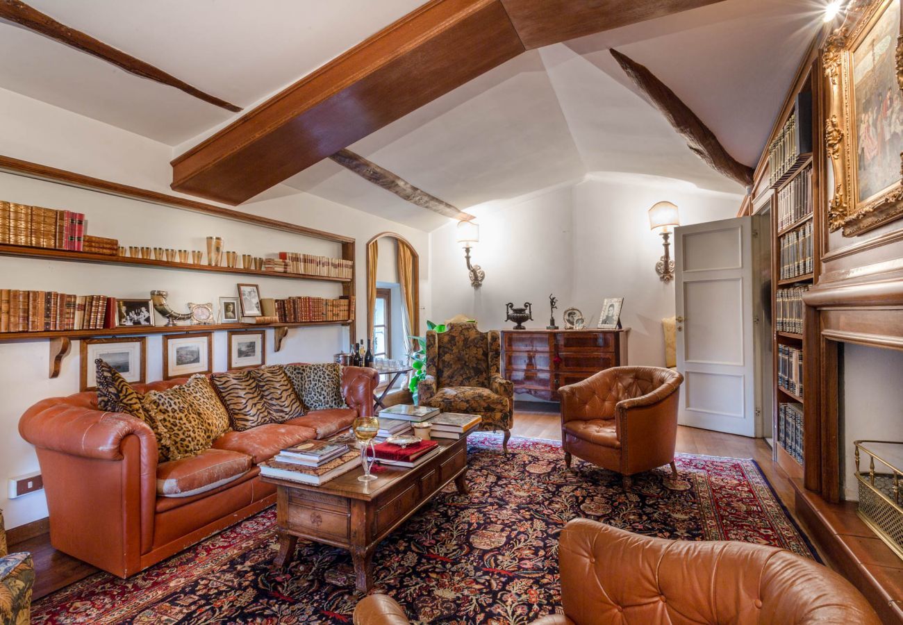 Villa a Lucca - An Exquisite Expression of Luxury: a 1600s Hunting Lodge