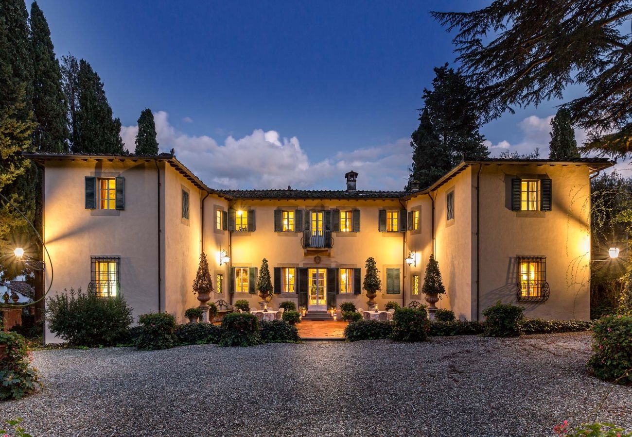 Villa a Lucca - An Exquisite Expression of Luxury: a 1600s Hunting Lodge